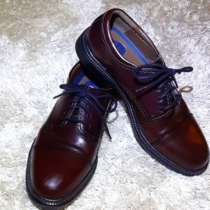 Dockers brown leather oxford lace up shoes rubber soles size 10.5 M LIKE NEW…